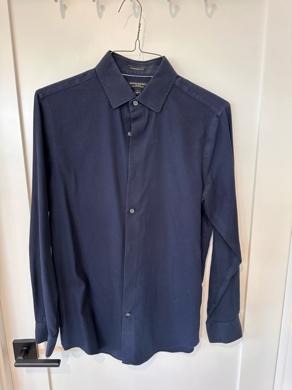 Banana Republic Men's Navy Long-Sleeve Button-Up Dress Shirt